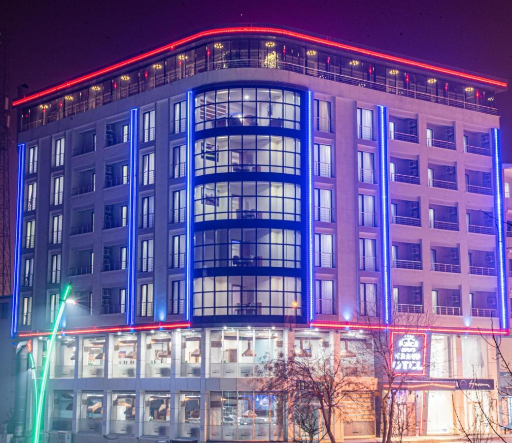 Mus Grand Hotel Exterior photo